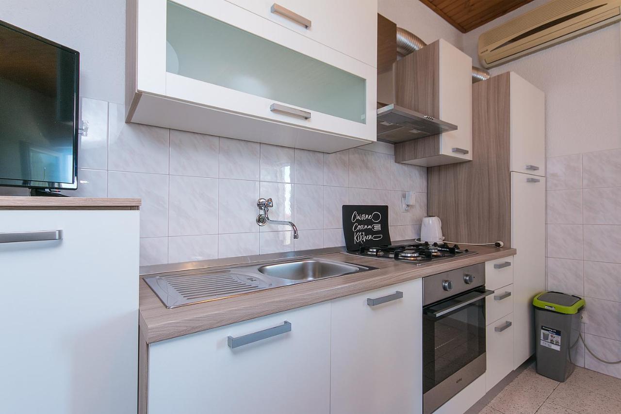 Apartment Zivogosce - Blato 1057D מראה חיצוני תמונה